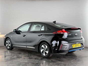 Used Hyundai IONIQ 2018 for sale - 77799522: Photo