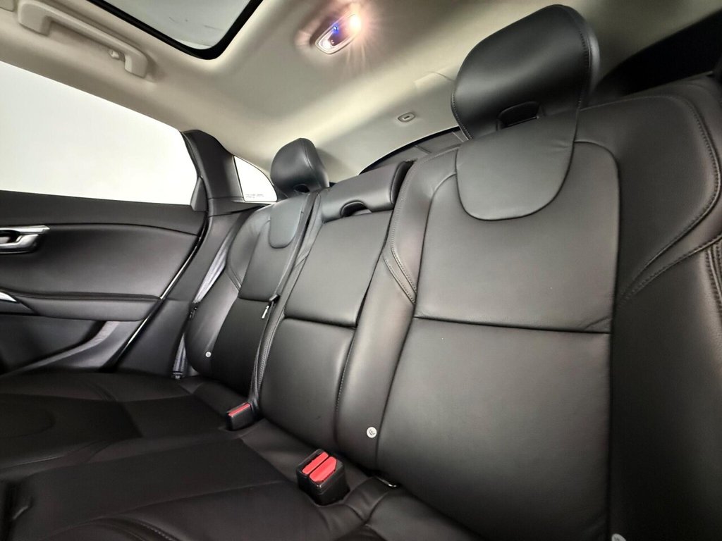 Used Volvo V40 2019 for sale - 76105709: Photo 16