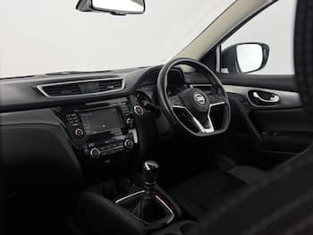 Used Nissan Qashqai 2017 for sale - 79670295: Photo