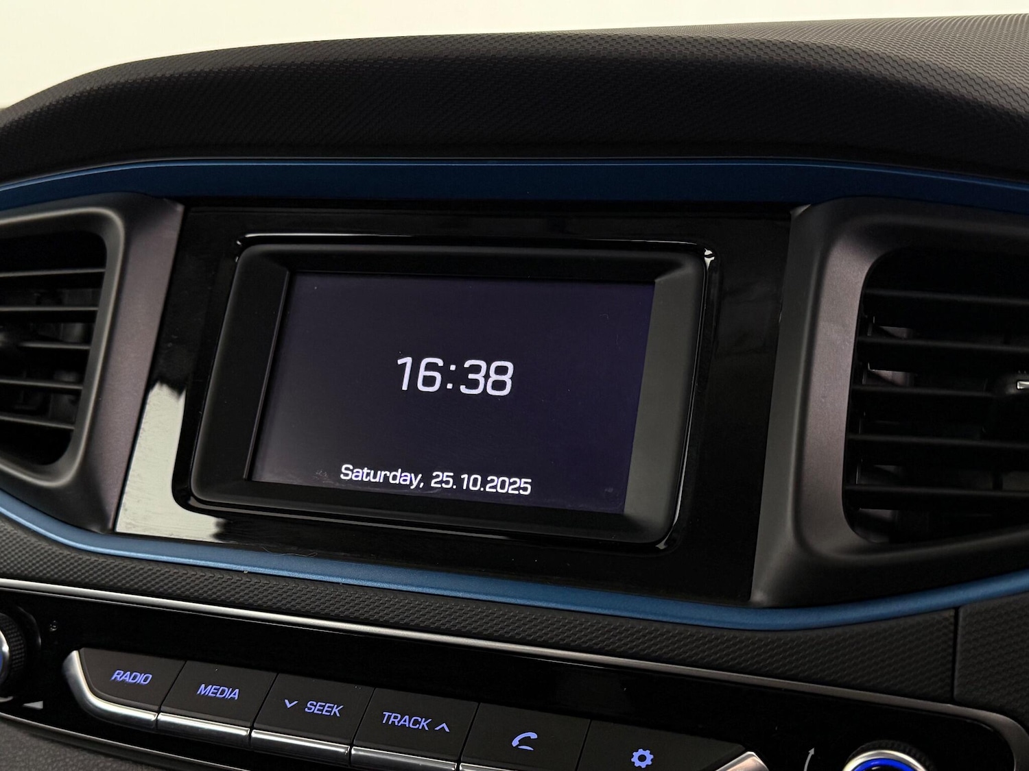 Used Hyundai IONIQ 2018 for sale - 77243424: Photo 24