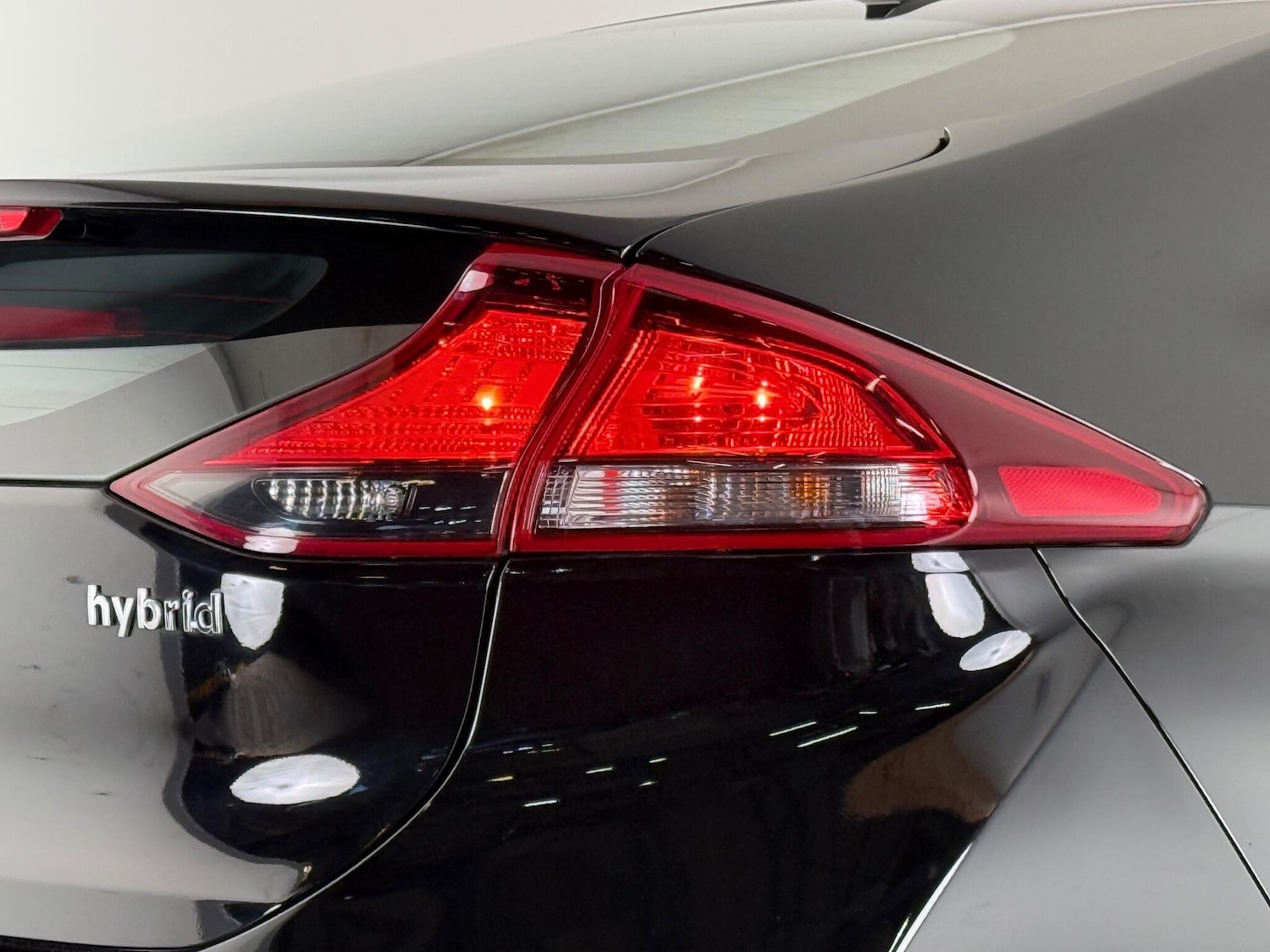 Used Hyundai IONIQ 2018 for sale - 77243424: Photo 8