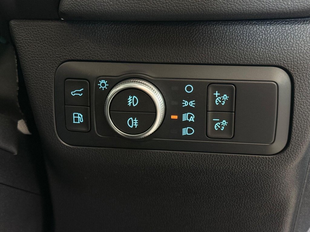 Used Ford Kuga 2022 for sale - 75942972: Photo 23