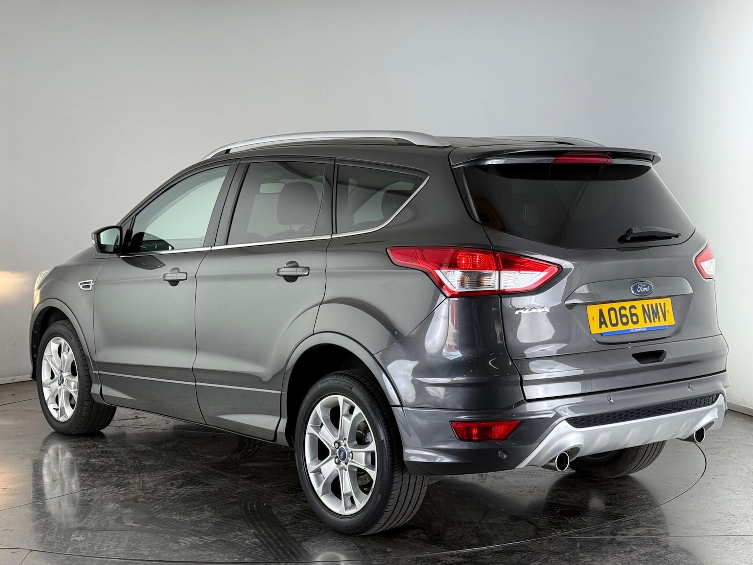 Used Ford Kuga 2016 for sale - 77259618: Photo 4