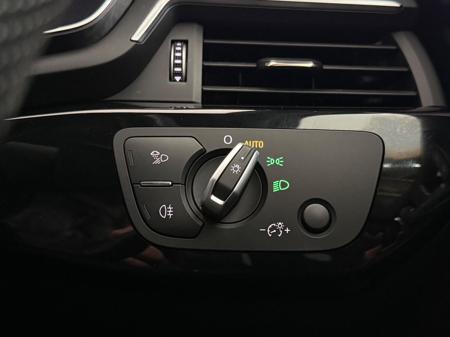 Used Audi A4 2020 for sale - 77456645: Photo 20