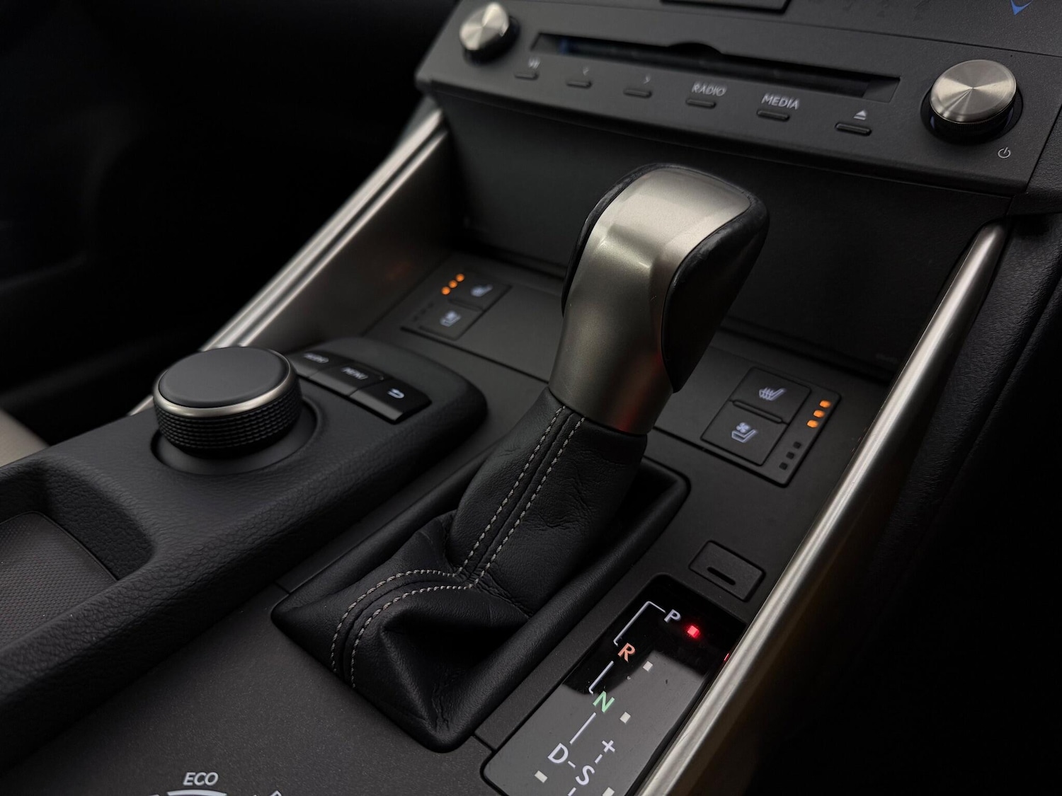 Used Lexus IS 2016 for sale - 77222128: Photo 31