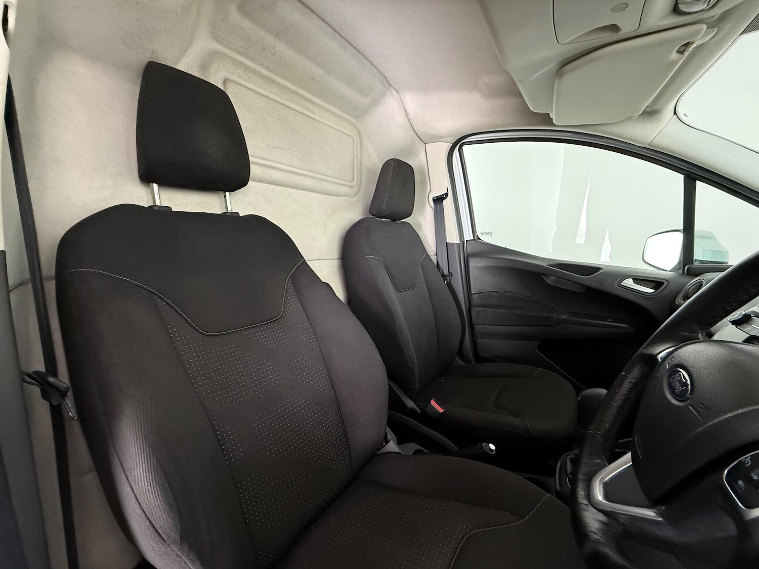 Used Ford Transit Courier 2020 for sale - 77182697: Photo 12