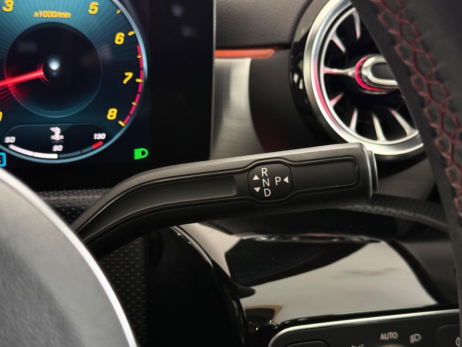 Used Mercedes-Benz A-Class 2018 for sale - 76466965: Photo 26