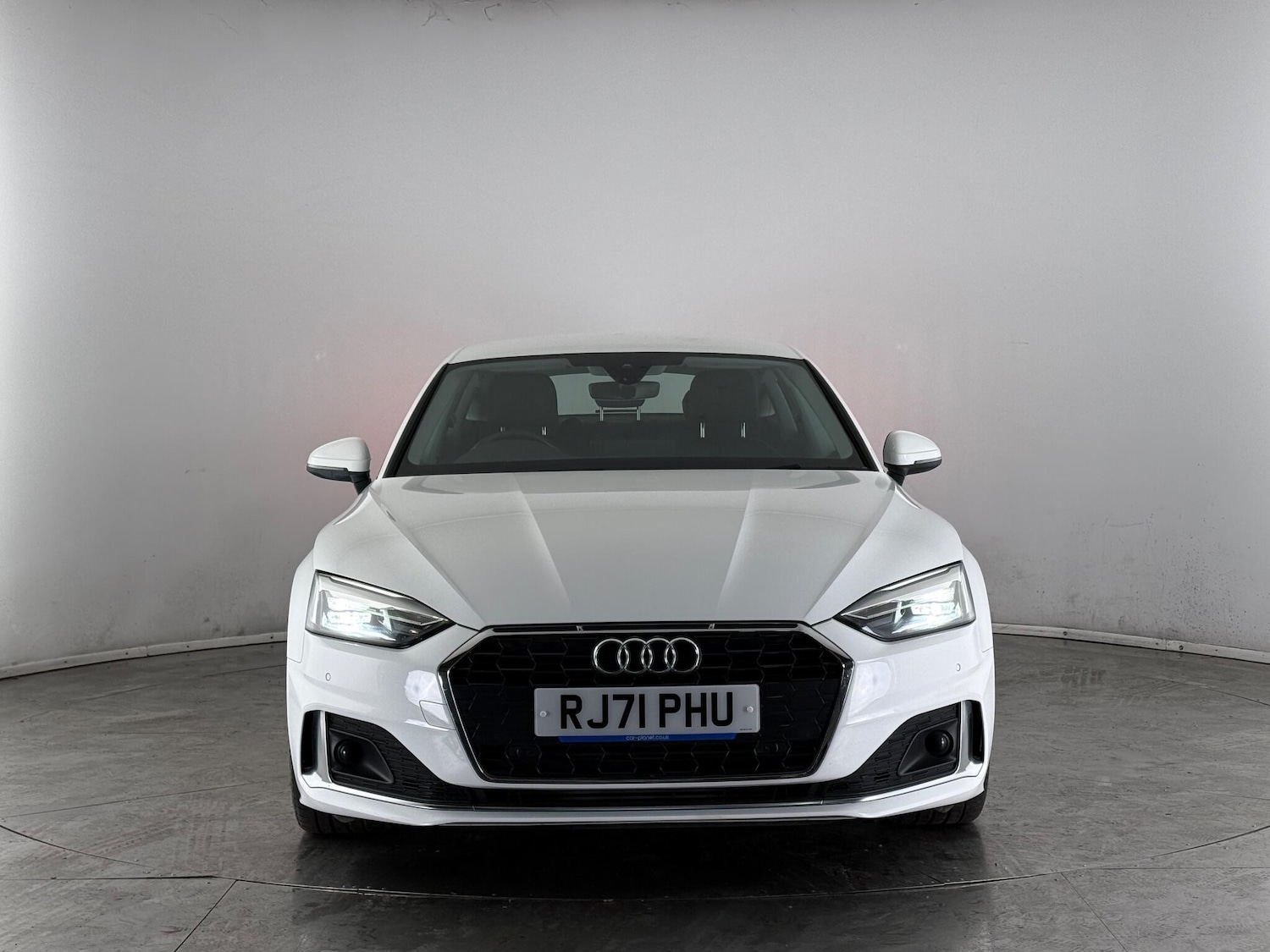 Used Audi A5 2022 for sale - 77182541: Photo 2