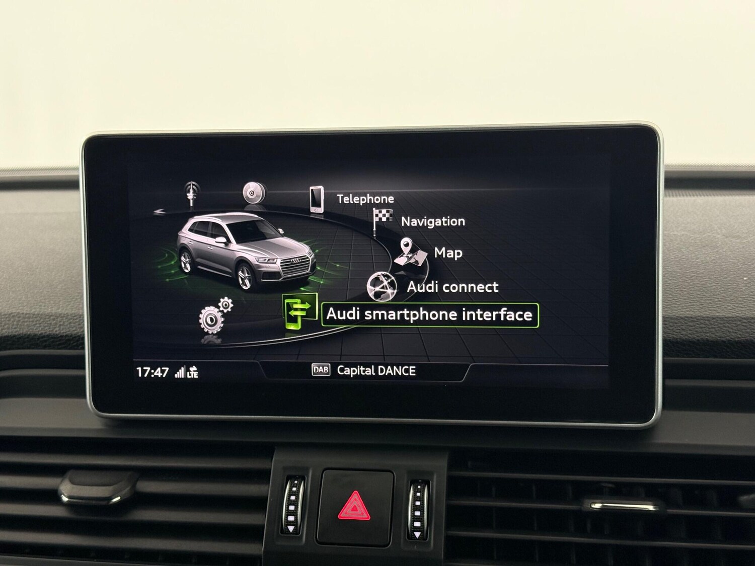 Used Audi Q5 2019 for sale - 77659209: Photo 24