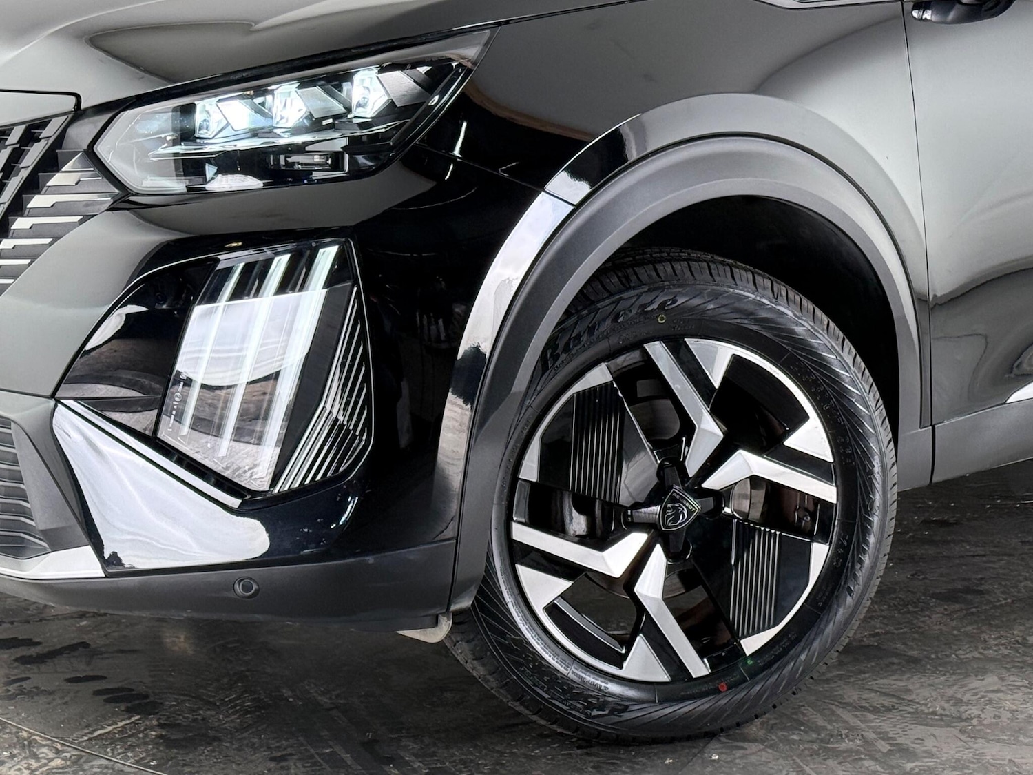 Used Peugeot 2008 2023 for sale - 77182603: Photo 37