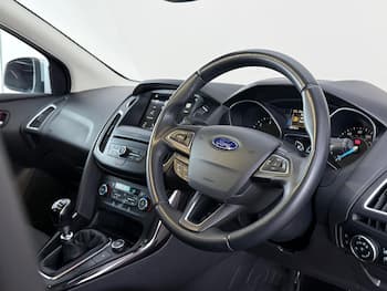 Used Ford Focus 2017 for sale - 79602365: Photo
