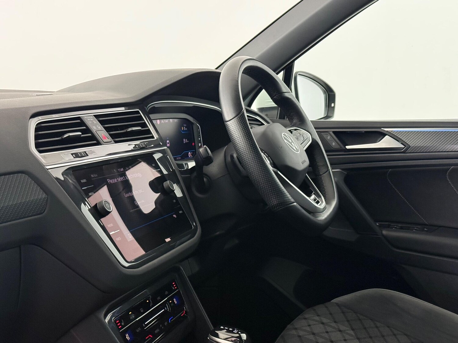 Used Volkswagen Tiguan 2021 for sale - 77715971: Photo 14