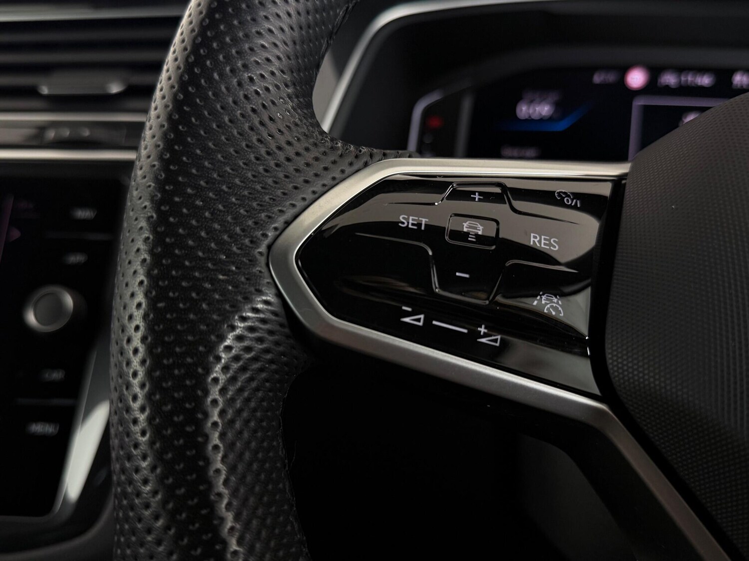 Used Volkswagen Tiguan 2021 for sale - 77715971: Photo 16