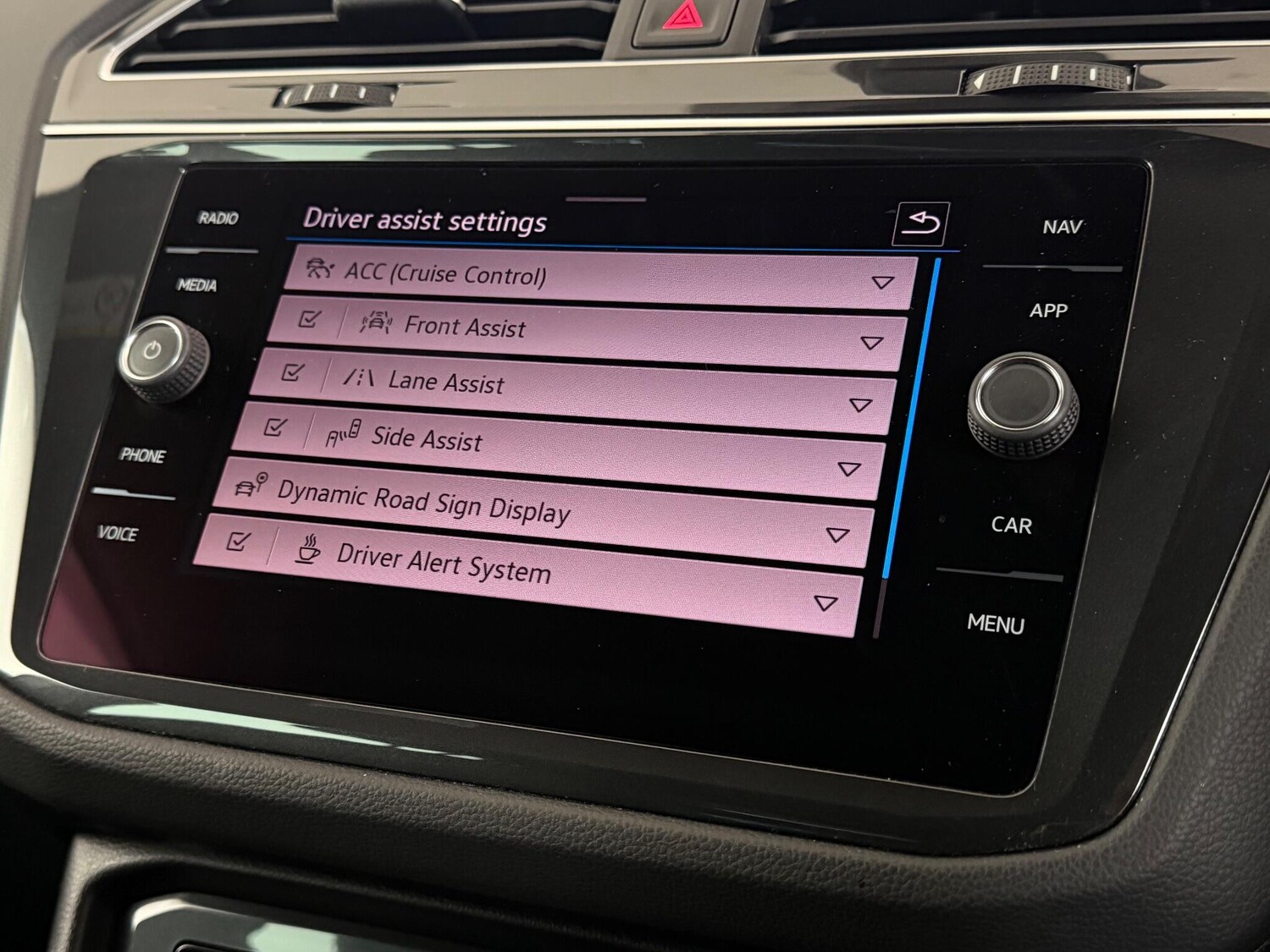 Used Volkswagen Tiguan 2021 for sale - 77715971: Photo 25