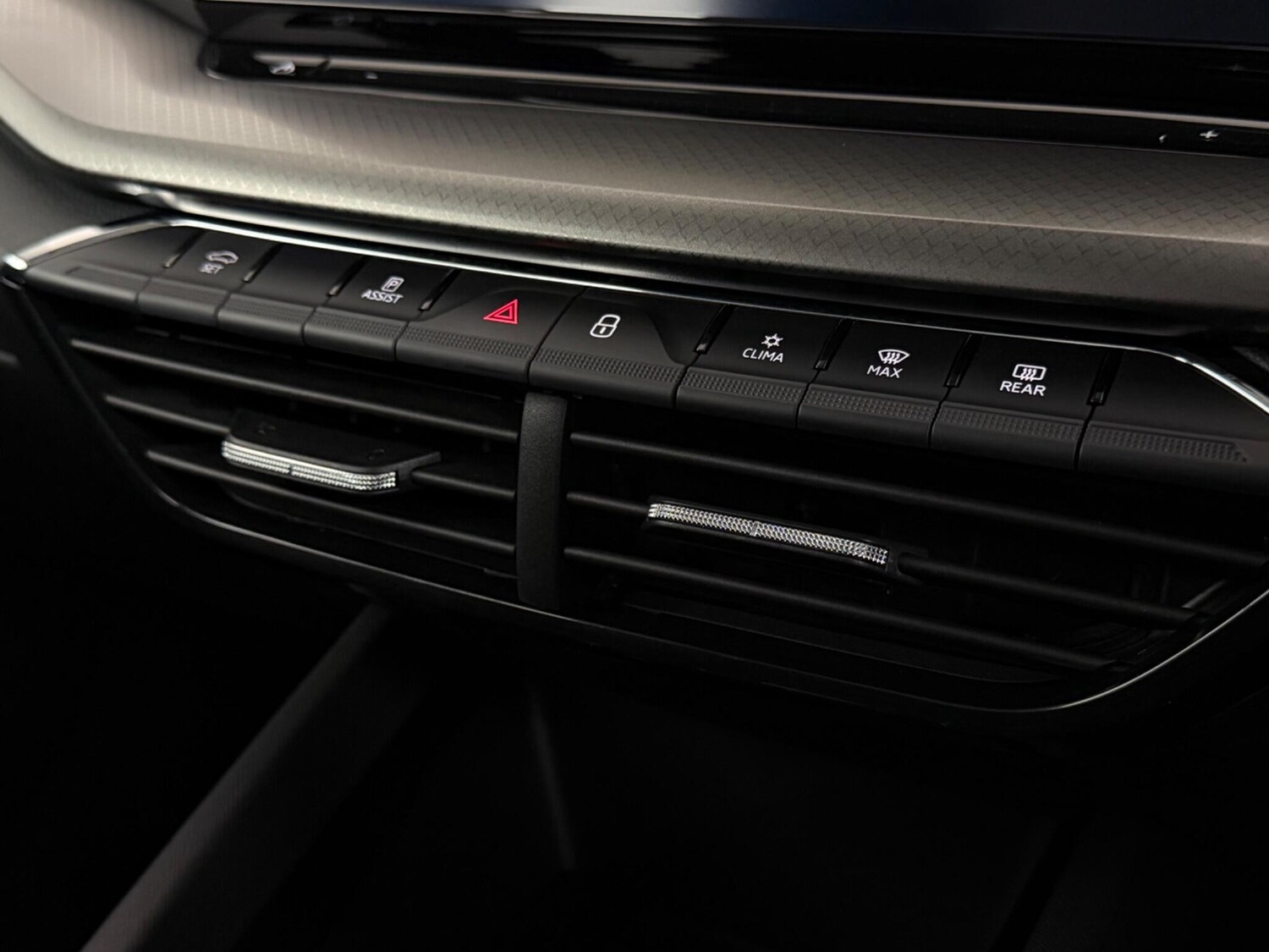 Used Skoda Octavia 2023 for sale - 77696900: Photo 27