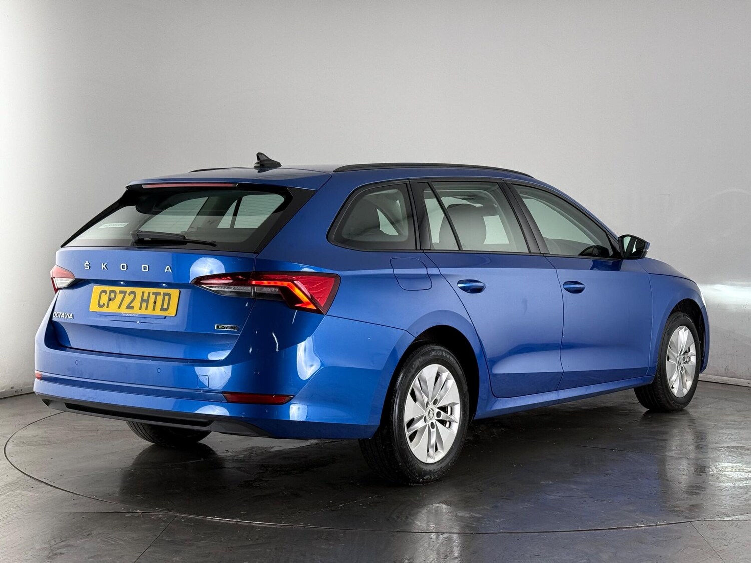 Used Skoda Octavia 2023 for sale - 77696900: Photo 6