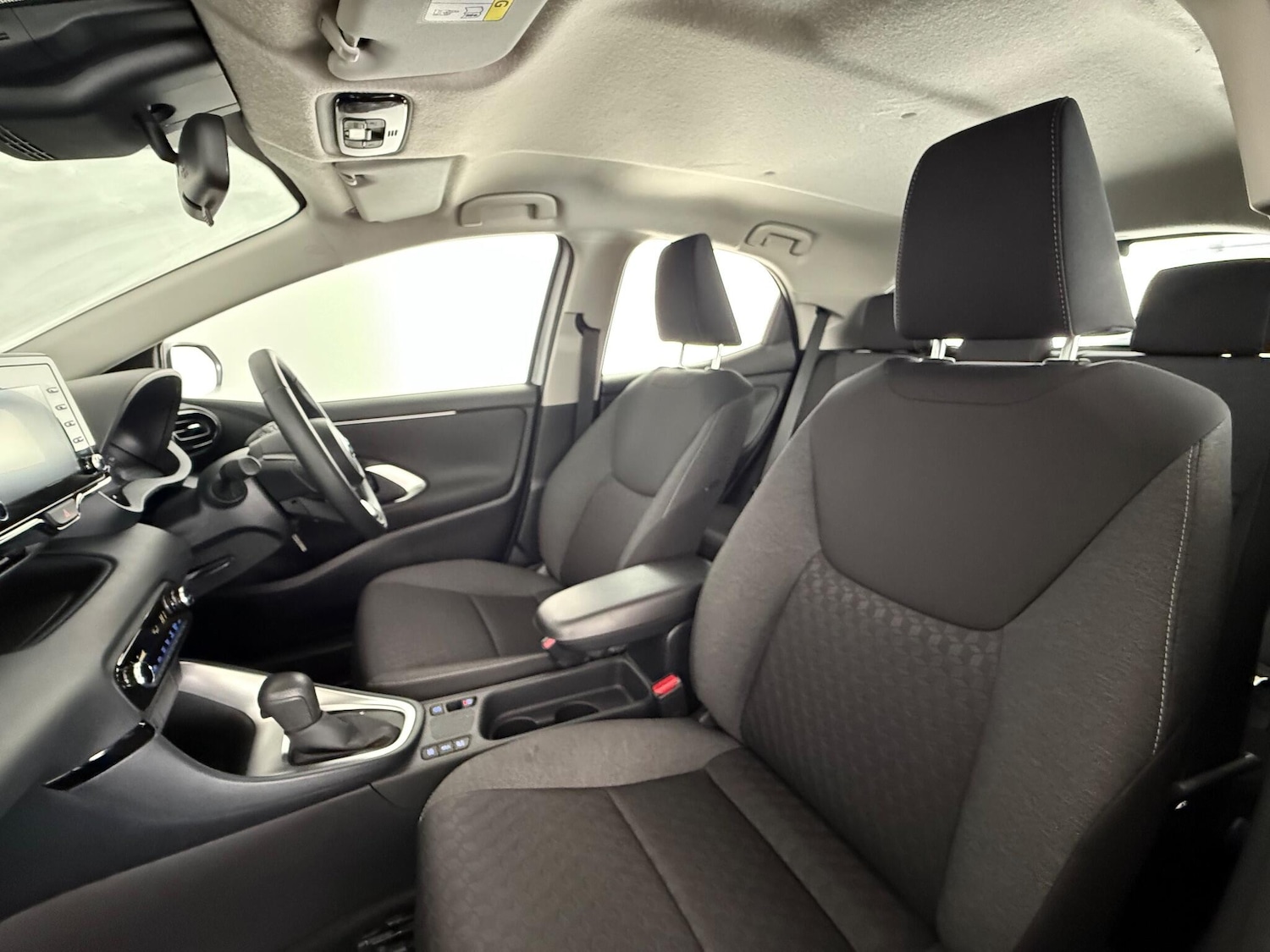 Used Toyota Yaris 2022 for sale - 77182458: Photo 14