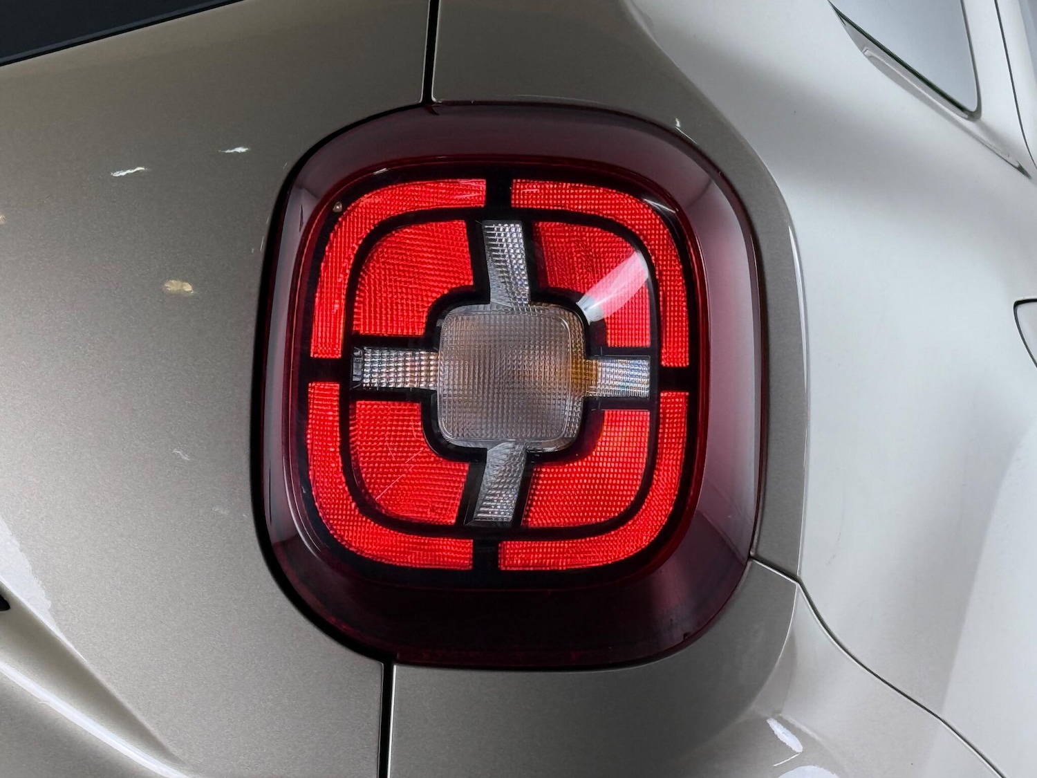 Used Dacia Duster 2018 for sale - 77260615: Photo 8