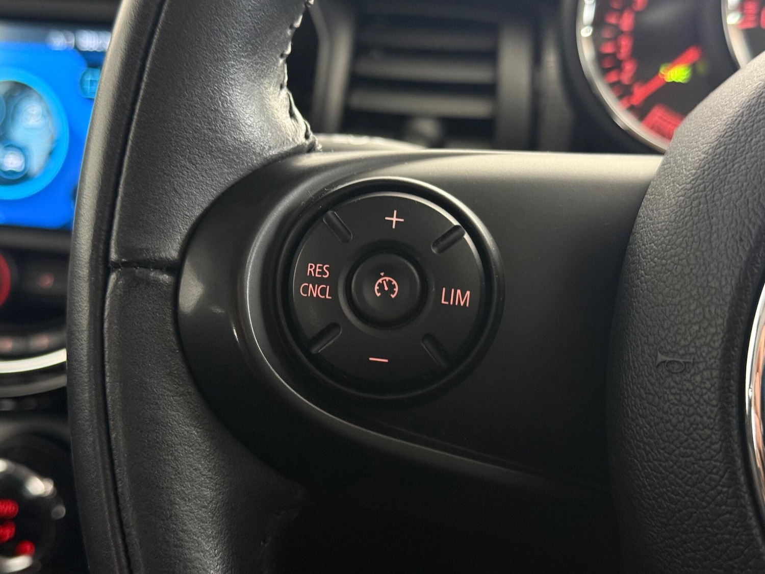 Used MINI Hatch 2018 for sale - 76466935: Photo 21