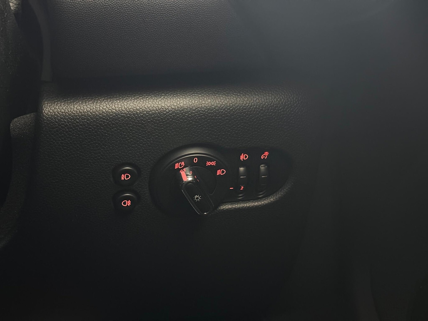 Used MINI Hatch 2018 for sale - 76466935: Photo 24