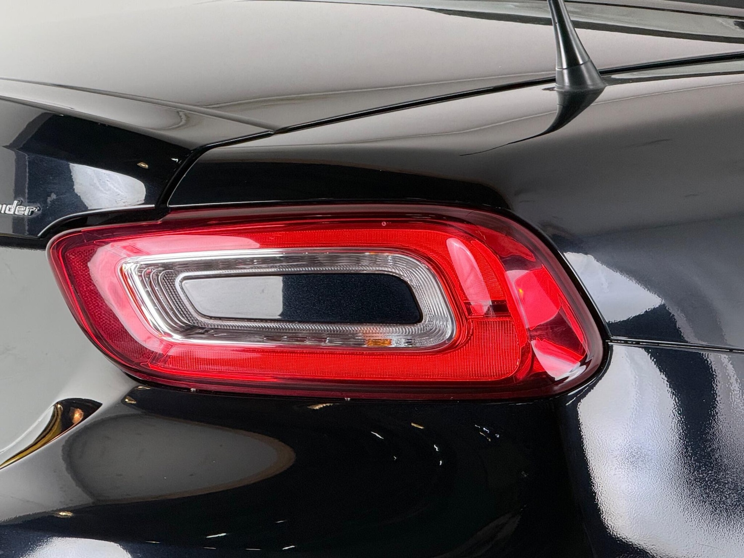 Used Fiat 124 Spider 2018 for sale - 77246278: Photo 11