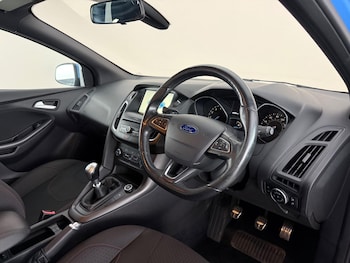Used Ford Focus 2016 for sale - 79337879: Photo
