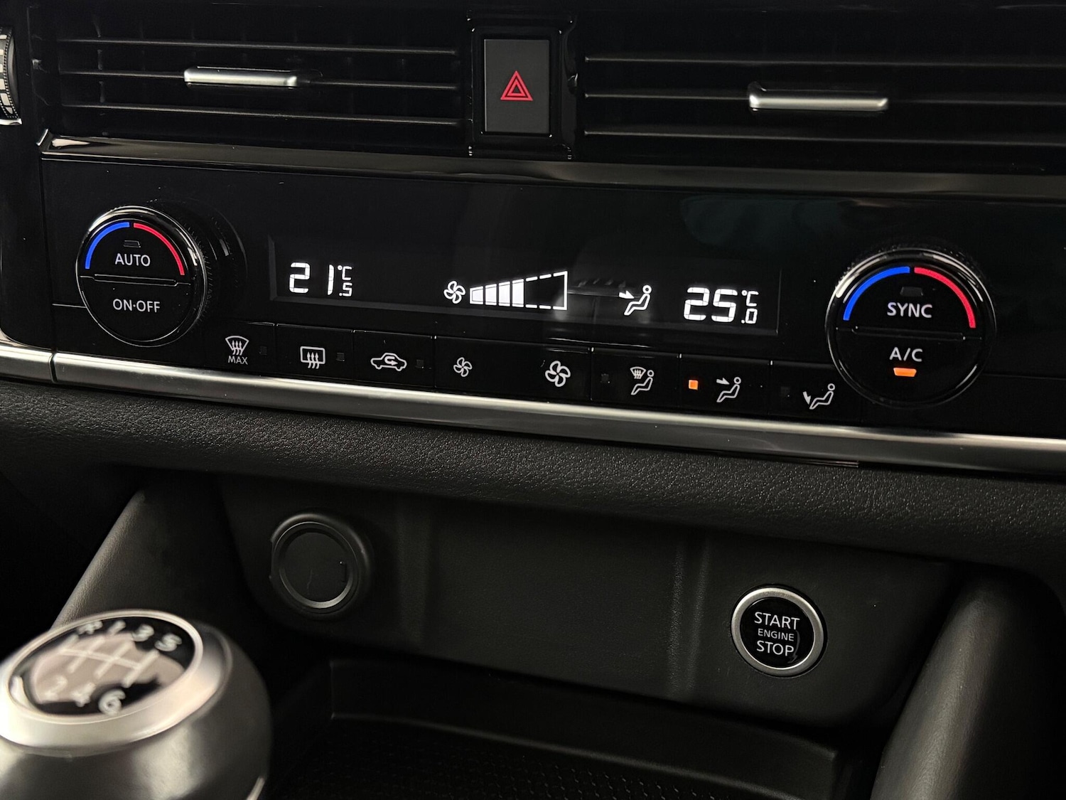 Used Nissan Qashqai 2022 for sale - 76467016: Photo 39