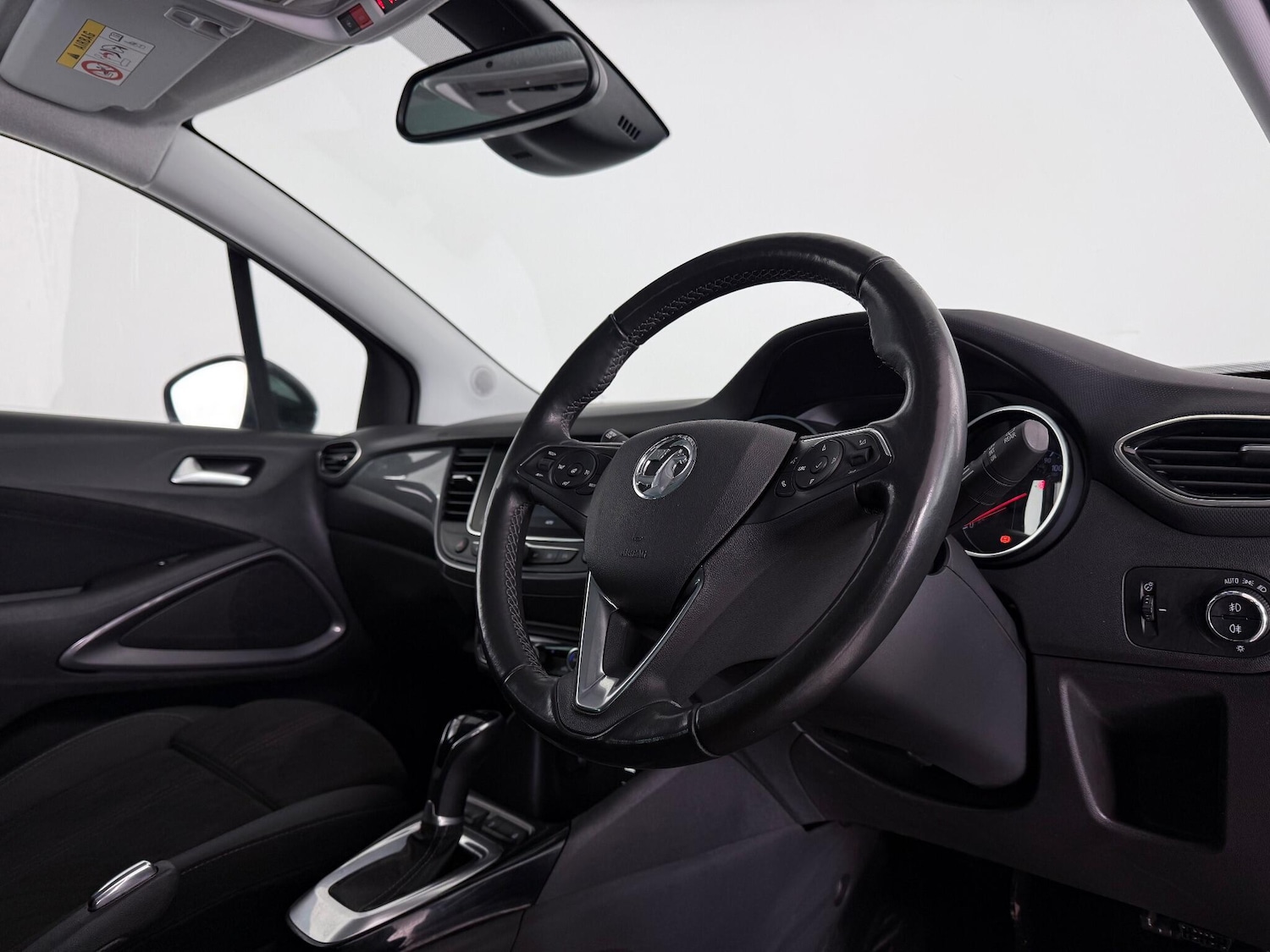 Used Vauxhall Crossland 2022 for sale - 77183139: Photo 11