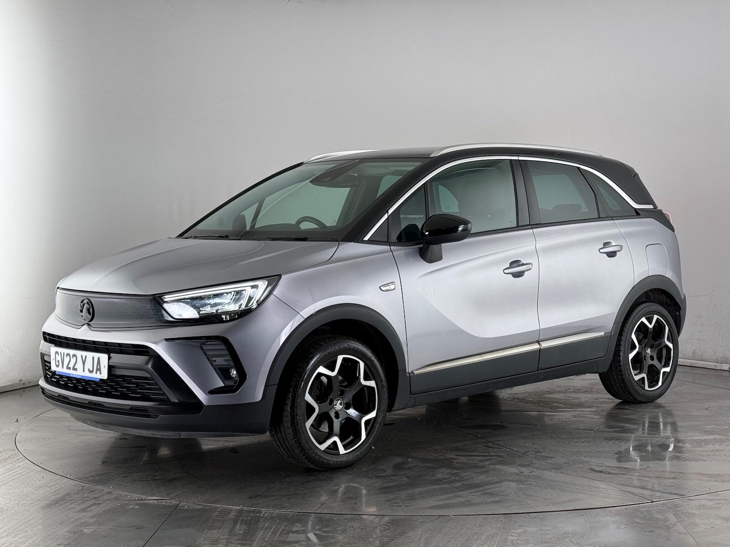 Used Vauxhall Crossland 2022 for sale - 77183139: Photo 2