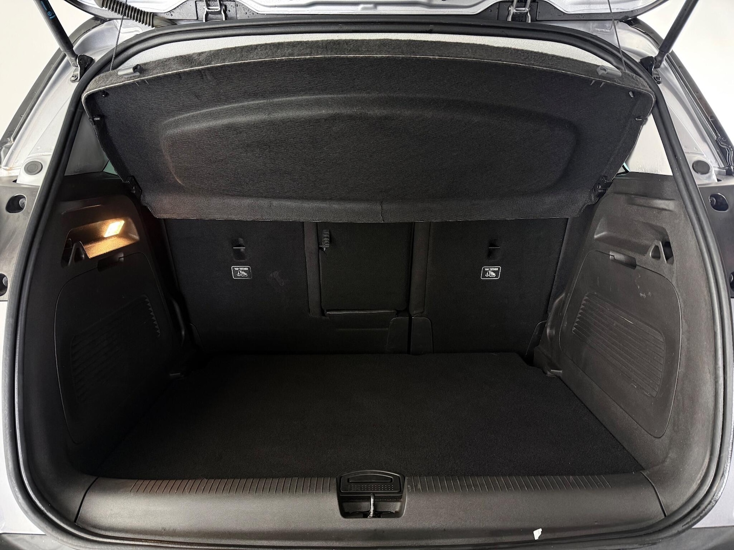 Used Vauxhall Crossland 2022 for sale - 77183139: Photo 9