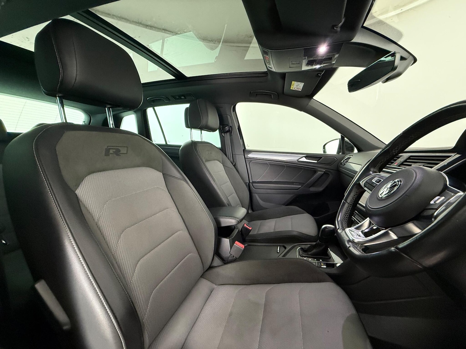 Used Volkswagen Tiguan 2020 for sale - 77246649: Photo 12