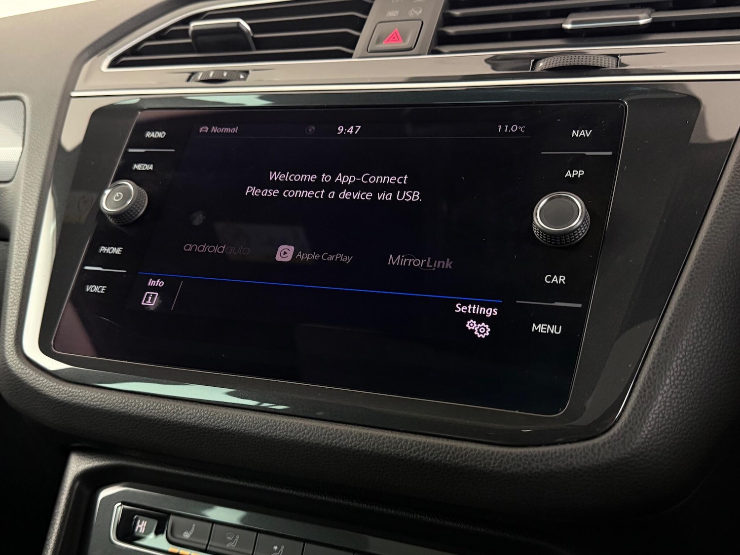 Used Volkswagen Tiguan 2020 for sale - 77246649: Photo 29