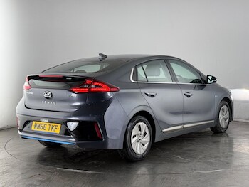 Used Hyundai IONIQ 2017 for sale - 76467336: Photo
