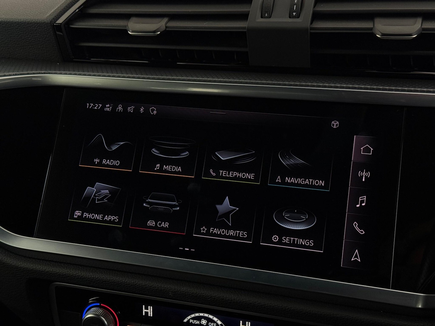 Used Audi Q3 2021 for sale - 77441547: Photo 24