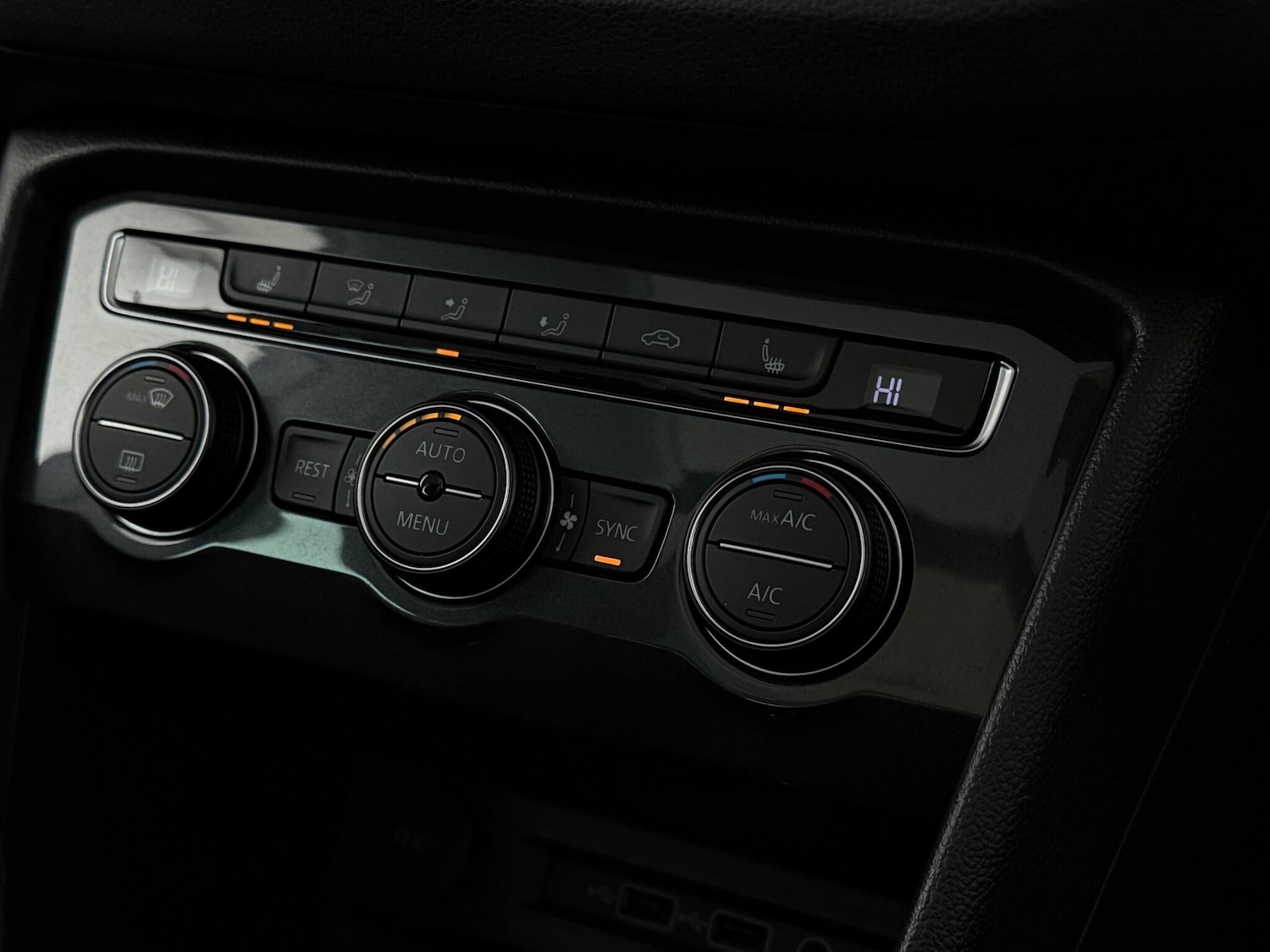 Used Volkswagen Tiguan 2020 for sale - 77222774: Photo 34