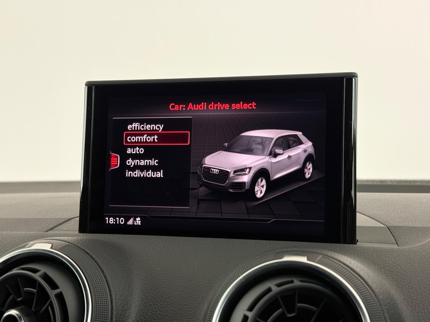 Used Audi Q2 2018 for sale - 77242947: Photo 26