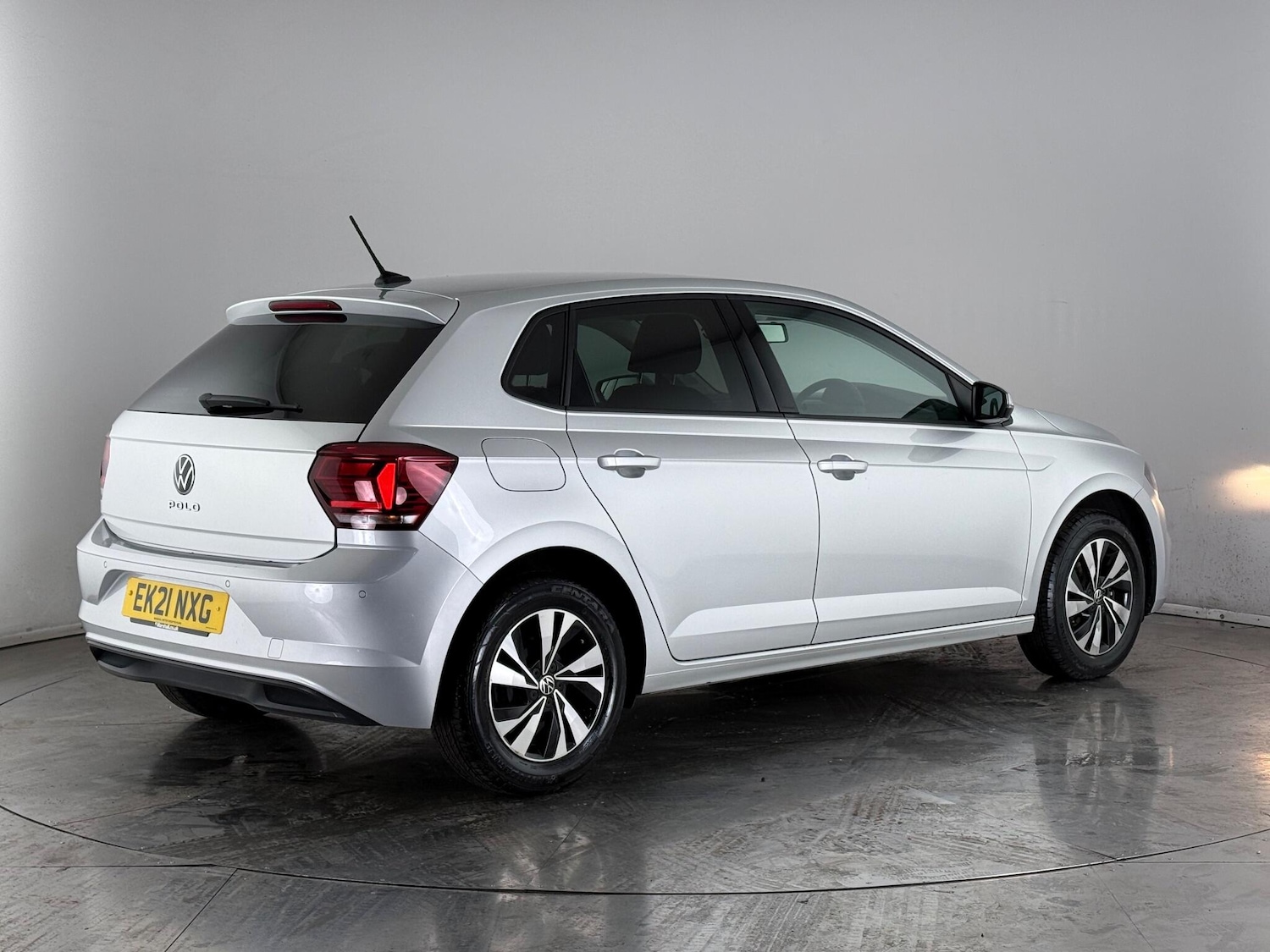 Used Volkswagen Polo 2021 for sale - 76467291: Photo 4