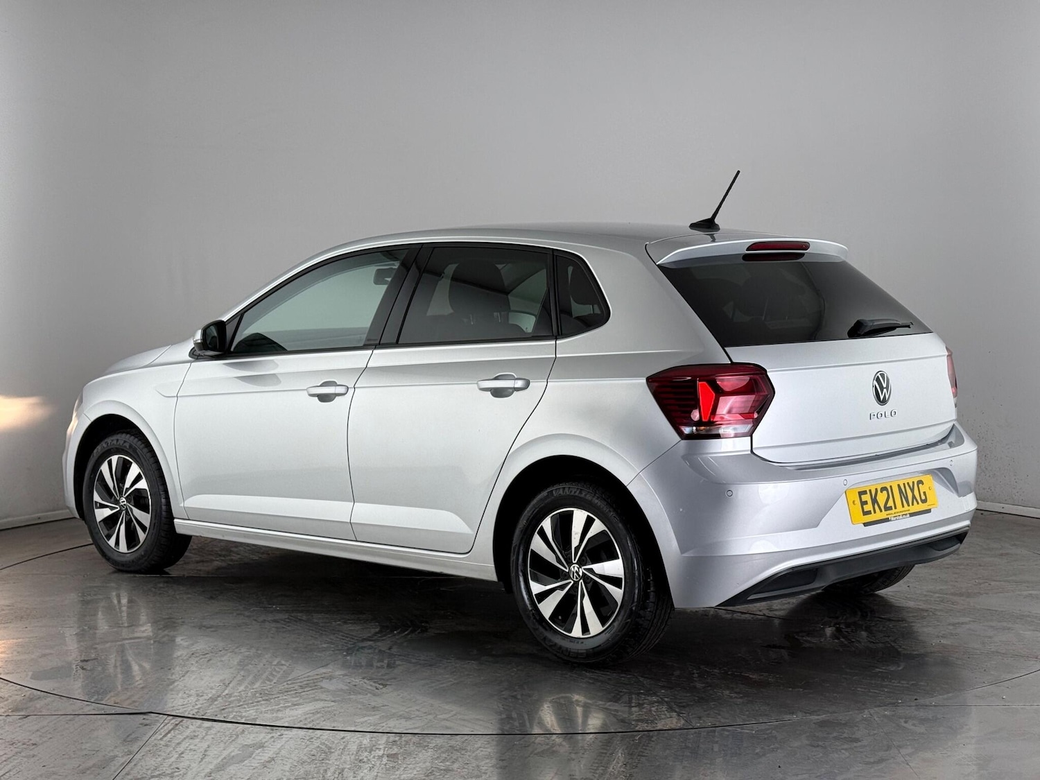 Used Volkswagen Polo 2021 for sale - 76467291: Photo 5