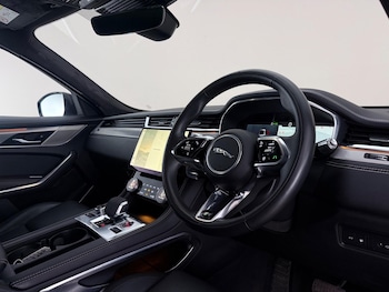 Used Jaguar F-Pace 2022 for sale - 79497259: Photo