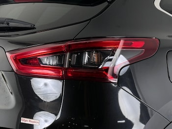 Used Nissan Qashqai 2018 for sale - 77599199: Photo