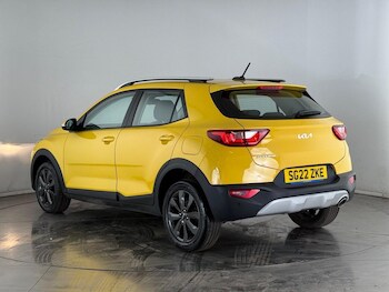 Used Kia Stonic 2022 for sale - 75135449: Photo