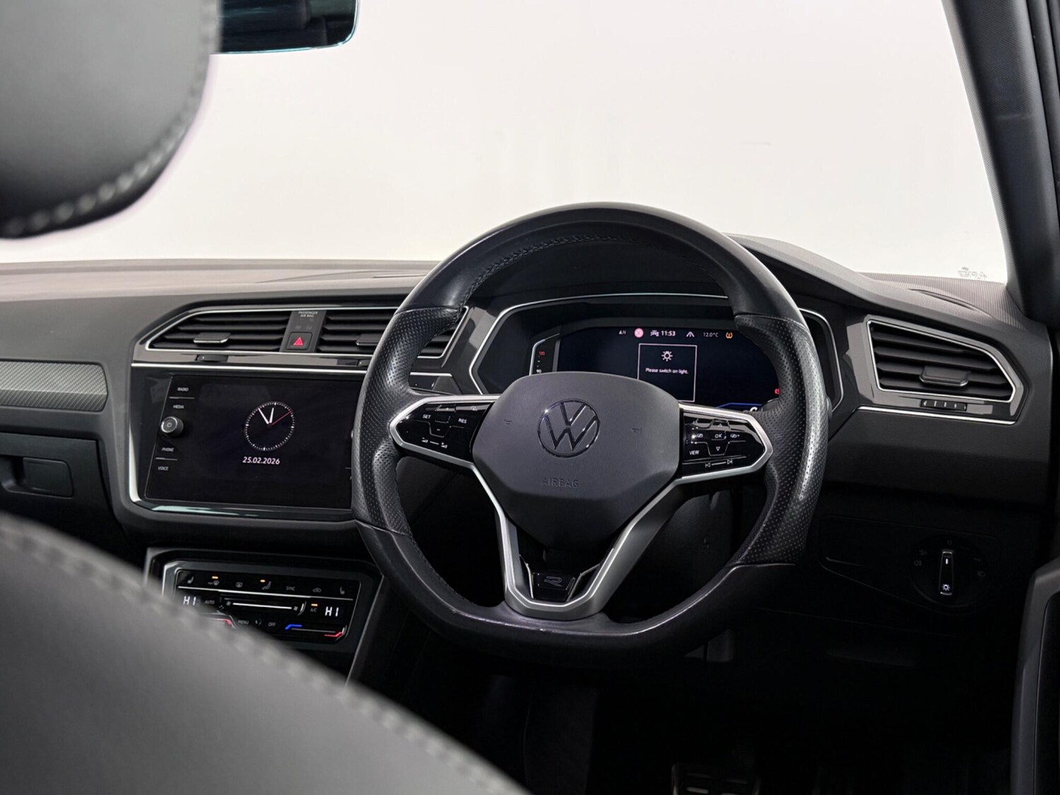 Used Volkswagen Tiguan 2021 for sale - 77705729: Photo 11