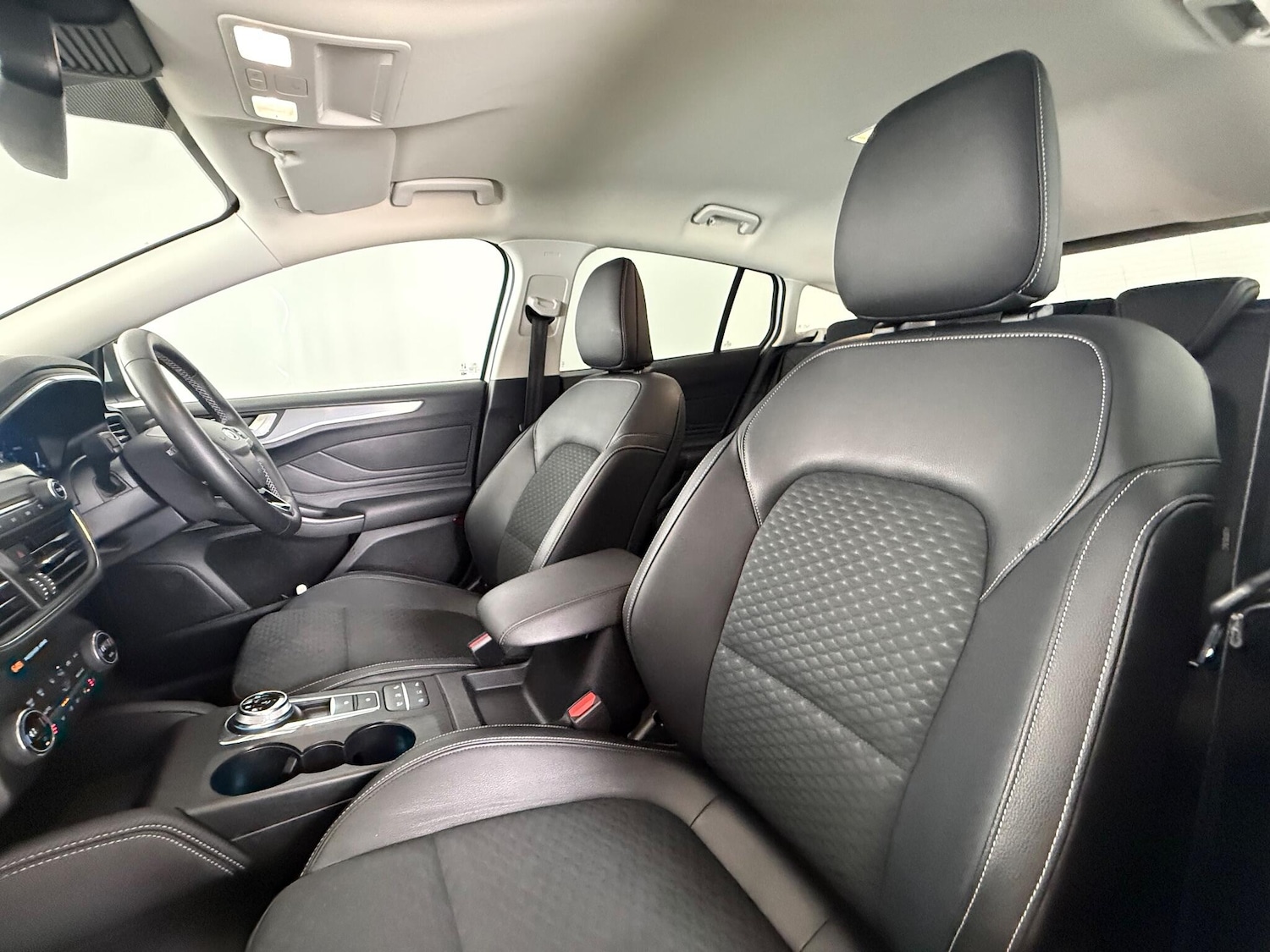 Used Ford Focus 2022 for sale - 76466838: Photo 15