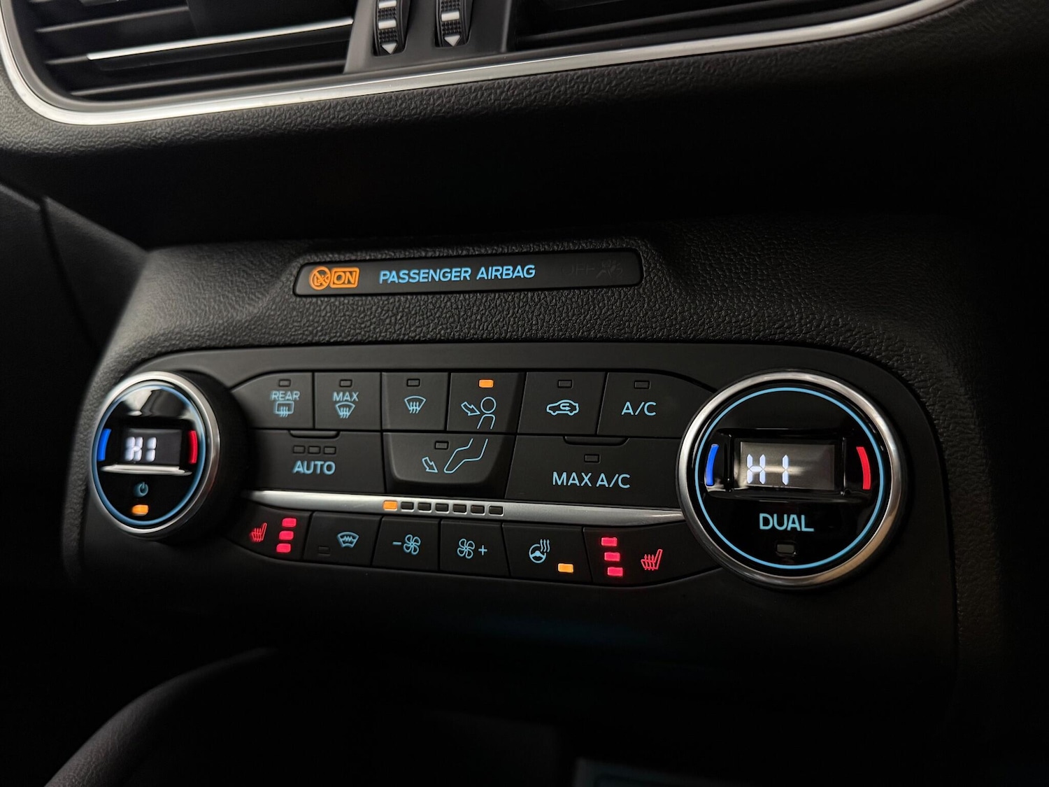 Used Ford Focus 2022 for sale - 76466838: Photo 44