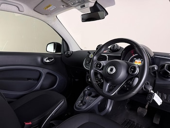 Used smart fortwo 2018 for sale - 79120039: Photo