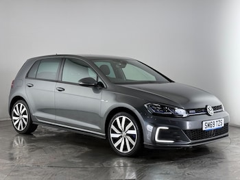 Used Volkswagen Golf 2020 for sale - 77259955: Photo
