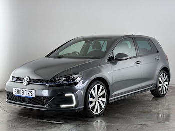 Used Volkswagen Golf 2020 for sale - 77259955: Photo