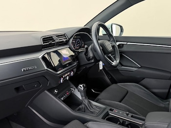 Used Audi Q3 2020 for sale - 79133091: Photo