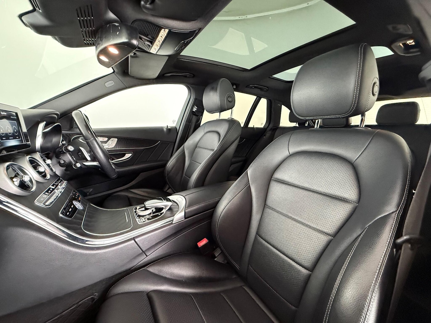 Used Mercedes-Benz C Class 2017 for sale - 77242945: Photo 13