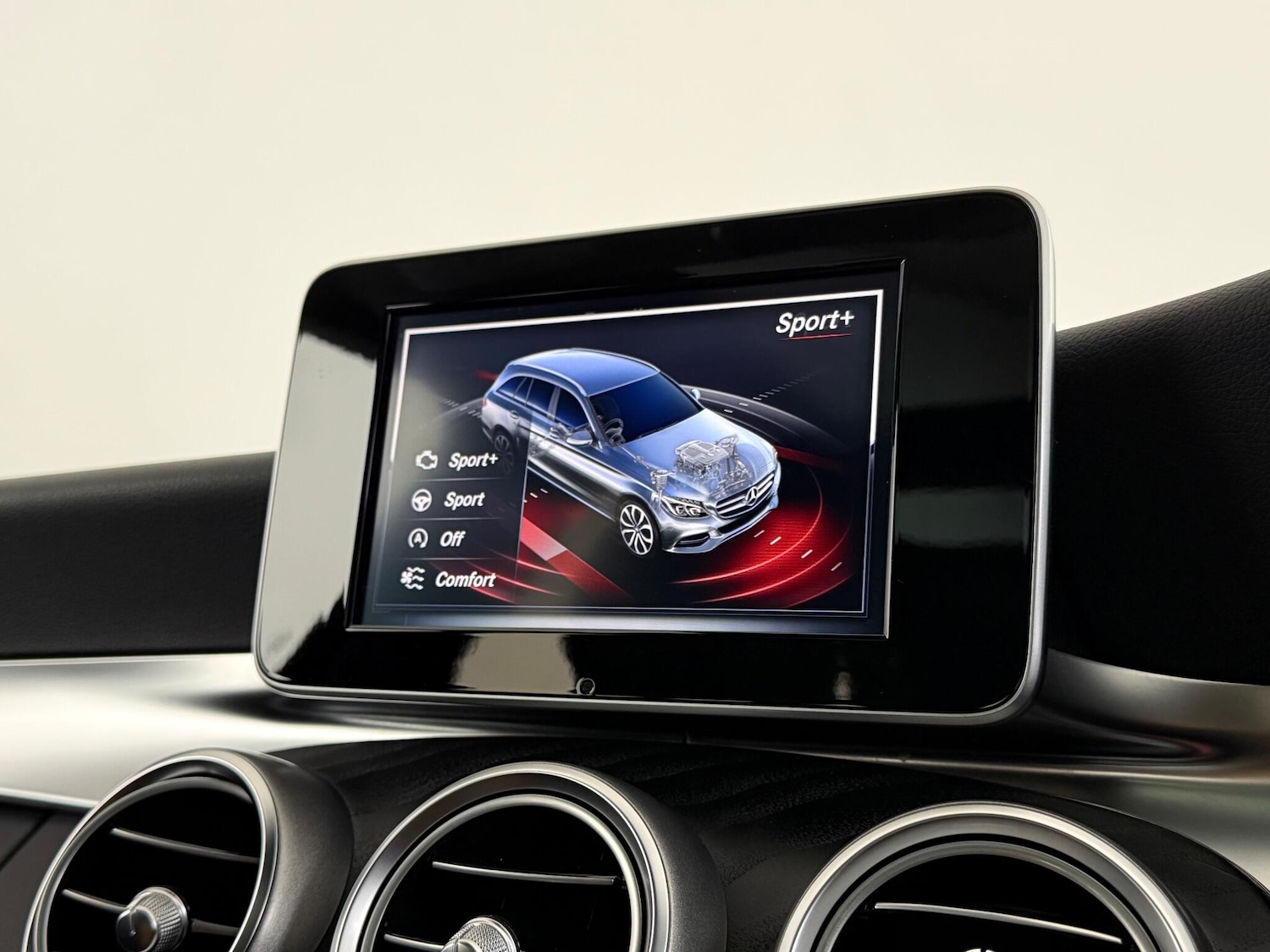 Used Mercedes-Benz C Class 2017 for sale - 77242945: Photo 29